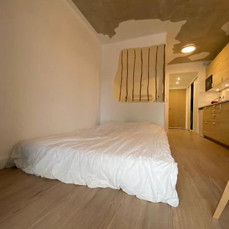 Santorini Hyerois Apartamento Hyères Exterior foto